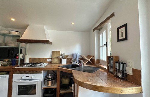 Le Grippon House | Maison de Campagne, Proche du Mont st Michel, Idéal Pour un Couple et un Enfant