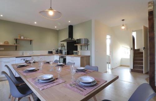 Le Mele-sur-Sarthe House | Maison de charme tout compris pour familles, proche loisirs - FR-1-497-252