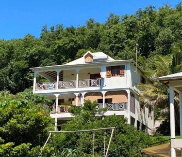 Gourbeyre House | Maison de charme à Gourbeyre avec vue mer et montagnes