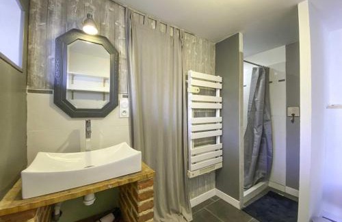 Rouperroux House | Maison de charme au cœur de Rouperroux avec jardin et Wi-Fi inclus - FR-1-497-219