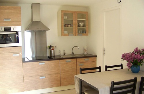 Annecy Old Town Apartment | Maison de Famille - Appartement JARDIN SEMNOZ