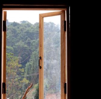 Dong Van Ski Chalet | Maison de Hill Home