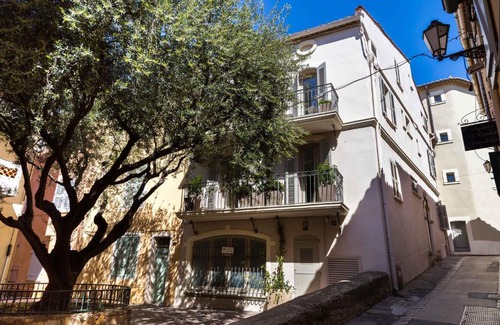 Old Town Villa | Maison de l'Ormeau