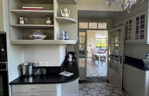 Equemauville House | Maison de maître on the outskirts of Honfleur, heated pool and landscaped garden