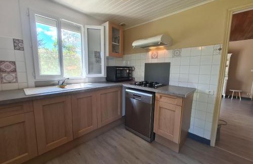 Baraize House | Maison de vacances en Berry avec jardin clos, proche plage et sentiers, animaux acceptés - FR-1-591-319