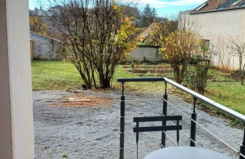 Grand Besancon House | Maison de Village Avec Jardin