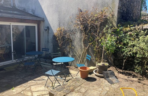 Batz-sur-Mer House | Maison de Village Entre mer et Marais Salants