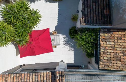 La Flotte Villa | Maison de village rénovée avec piscine