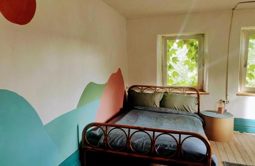 Plancher-Bas House | 'Maison des artistes' for up to 15 in Nature Park