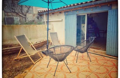 Villeneuve-les-Avignon House | Maison des garçons