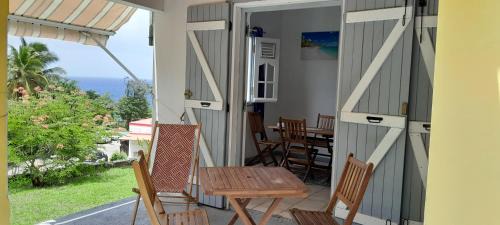 Vieux-Fort House | maison du phare