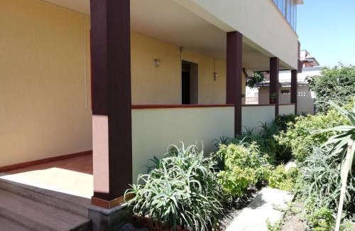 Agnone Bagni Apartment | Maison du Soleil