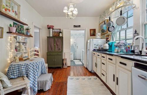 Mid-City Hotel | Maison Elisabeth