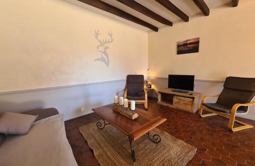 Migne House | Maison en Berry avec Garage et Tout Inclus - FR-1-591-366