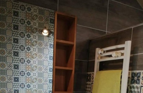 Culoz House | Maison en Bordure de Forêt