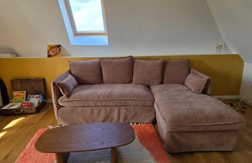 Notre-Dame-du-Hamel House | Maison en brique calme, nature, confort