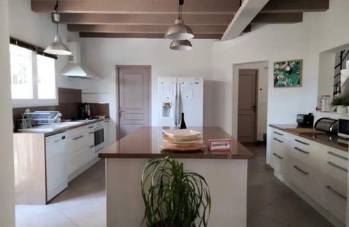 Quissac House | Maison Familiale à la Campagne