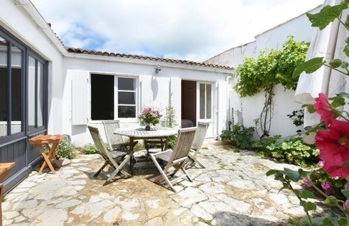 Les Portes-en-Re House | Maison familiale accueillante aux Portes-en-Ré, proche centre, grand jardin, terrasse, WiFi - FR-1-434-67