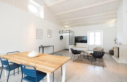 La Flotte Villa | Maison familiale avec piscine – À 100m du port de La Flotte