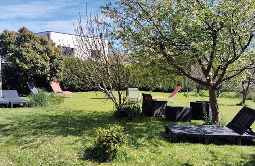 Brelevenez House | Maison Familiale Dans la Capitale du Trégor