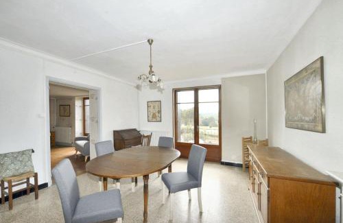 Aspres-sur-Buech House | Maison familiale accueillante à Aspres-sur-Buëch avec balcon