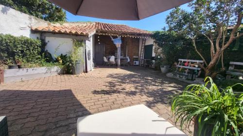 Moutiers-les-Mauxfaits House | Maison 3 chambres, bourg de Moutiers