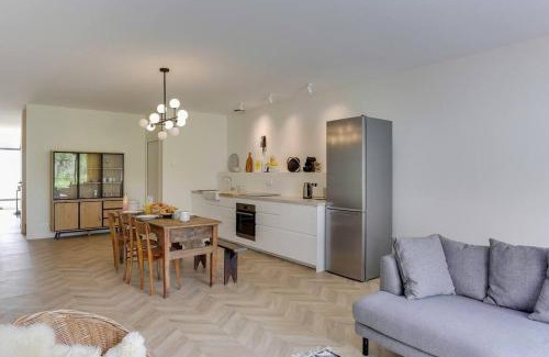 Saint-Jacques-de-la-Lande Apartment | Maison Joseph - Chambre 1