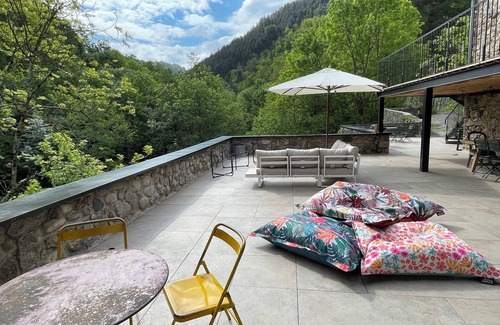 Antraigues-sur-Volane House | Maison Hélice - riverside gîte - Ardeche