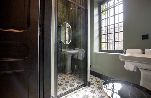 Saint-Lazare-Les Avenues House | Maison Héronnière