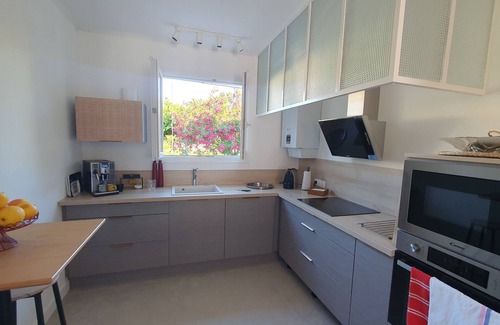 San-Giuliano Villa | Maison Individuelle, Proche Plage, sur Grand Terrain Arboré