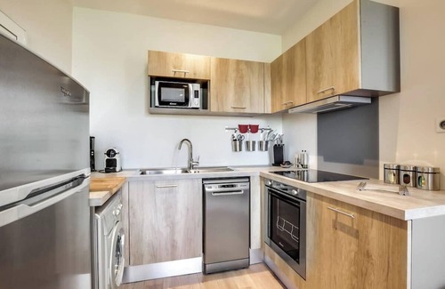 Bordeaux City Centre Apartment | Maison Ingwë - 4 rooms for 8 persons Place Gambetta