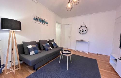 Champs-sur-Marne House | Maison La Belle Endormie- Disneyland et Paris