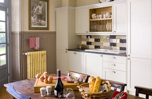 Meneac Villa | Maison Meneac - Four Bedroom Villa, Sleeps 8