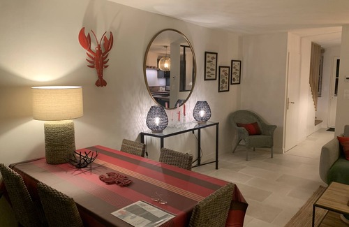 Noirmoutier-en-l'Ile House | Maison Neuve en Plein Centre du Vieil