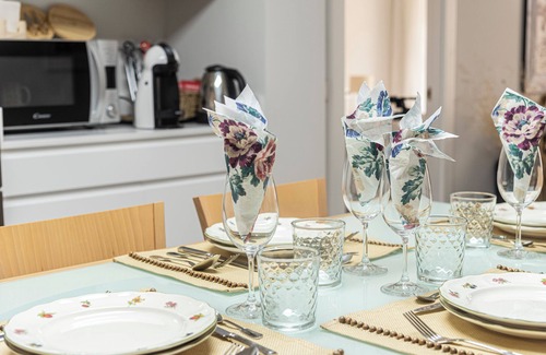 Logrono Historic Centre Apartment | Maison Ochoa, historic center Logroño The heart of Rioja and the Pilgrim's Way to Santiago