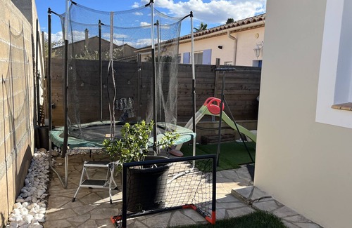 Gallargues-le-Montueux House | Maison Proche Plage