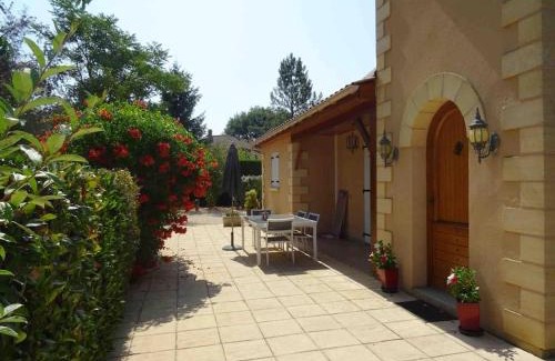 Saint-Martial-de-Nabirat House | Maison*Piscine chauffée*SPA