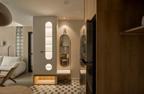 Hai Ba Trung Apartment | Maison Perle Hanoi - Pool Party on Rooftop - Free Laundry
