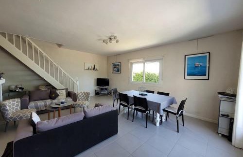 Saint-Florent House | Maison pieds dans l eau St Florent