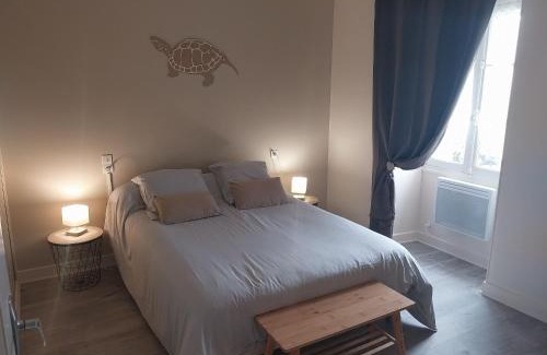 Migne House | Maison plain-pied en Berry - Vue sur étang - Charges incluses - FR-1-591-748