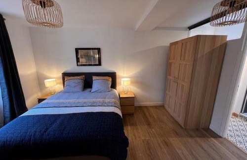 Sainte-Mere-Eglise House | Maison pour 10 personnes max en plein centre de Ste Mère Eglise