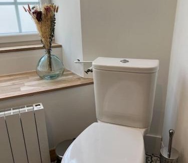 Sainte-Mere-Eglise House | Maison pour 10 personnes max en plein centre de Ste Mère Eglise