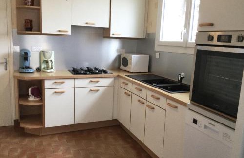 Noirmoutier-en-l'Ile House | Maison pour 4 - Jardin - 400m plage des Lutins