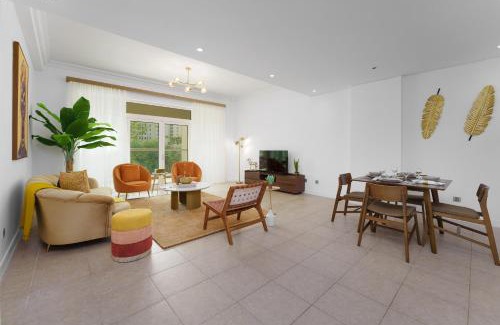 Palm Jumeirah Apartment | Maison Privee - Elegant Coastal Apt on Palm Jumeirah