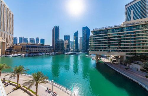 Dubai Marina Villa | Maison Privee - Stunning 3-Floor Villa with Kids Room & Rooftop Terrace over Dubai Marina