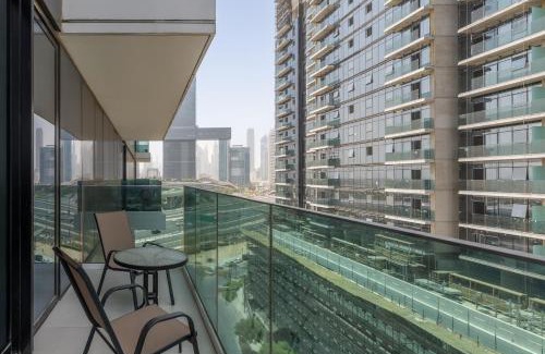 Bur Dubai Apartment | Maison Privee - Urban Parkside Living near the Iconic Dubai Frame