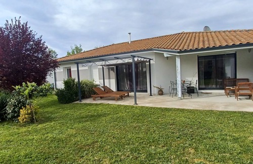 Saint-Julien-en-Born House | Maison Proche de Toutes Commodités et Piste Cyclables a 50 m qui Mène a l Océan