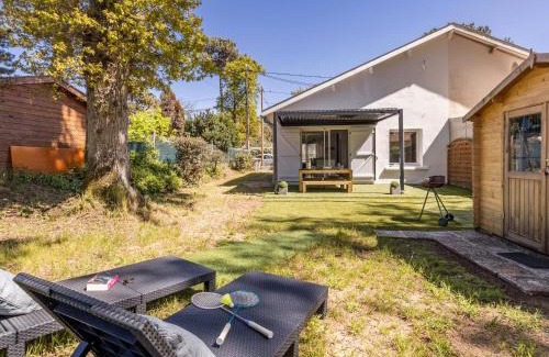 Saint-Brevin-l'Ocean House | Maison rénovée 2023 à 300m de la mer avec terrasse, jardin clos, clim et wifi - FR-1-306-1270