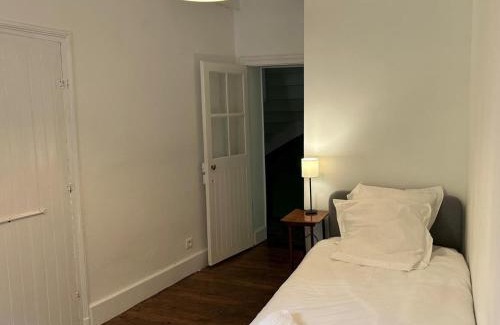 Jaligny-sur-Besbre House | Maison rénovée avec jardin à Jaligny-sur-Besbre - FR-1-489-459