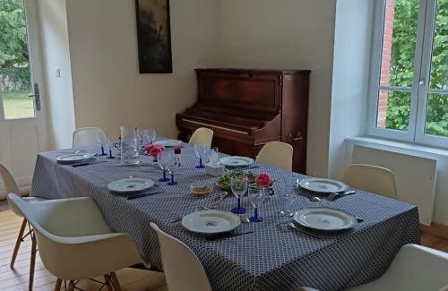 Jaligny-sur-Besbre House | Maison rénovée avec jardin à Jaligny-sur-Besbre - FR-1-489-459